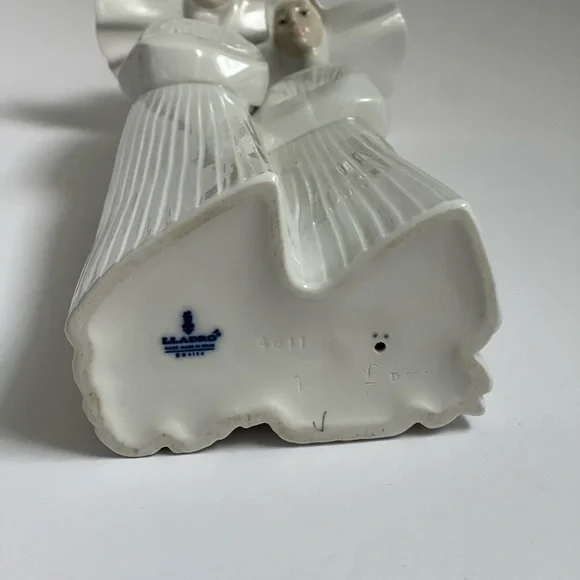 Lladro Nuns - Picture 2 of 7